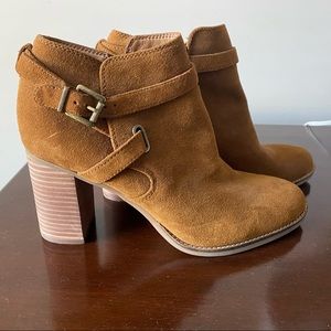 NWOT Frank Sarto Booties